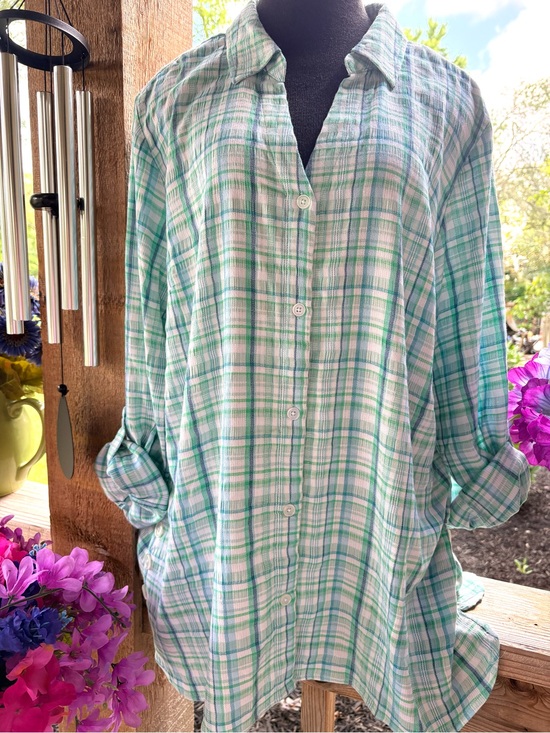 Joan Rivers Tops - Joan Rivers Aqua Plaid Soft Puckered Roll Tab Sleeve Option Button Front Shirt
